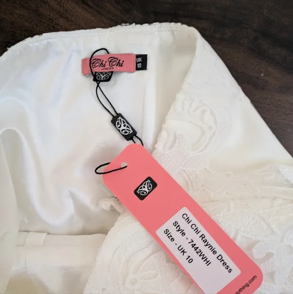 NWT Chi Chi Knee Length Gown - Picture 5 of 9